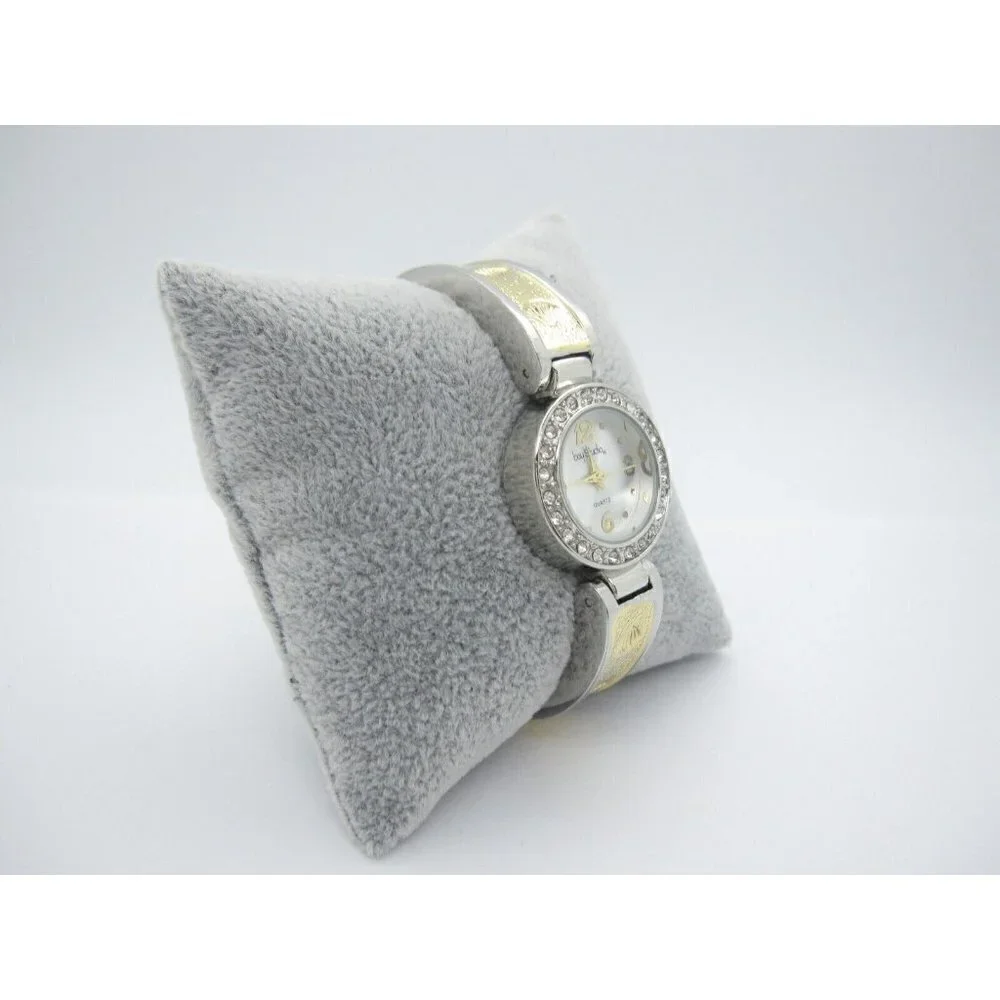 Women's Bay Studio Quartz WR Analog 26mm Dial Causal Round Bangle Watch (E142)